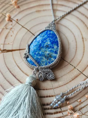 Naszyjnik z lapis lazuli
